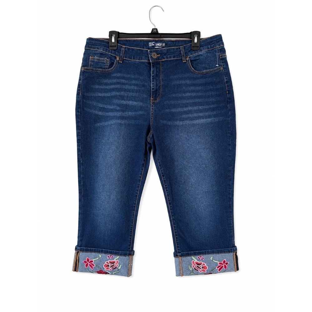 Sandpiper Plus Size 20W Blue Denim Capri Jeans Floral Embroidered Cuffed Hem